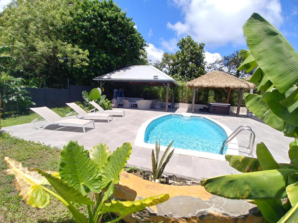 Villa Lorenza Petit-Bourg Exteriör bild